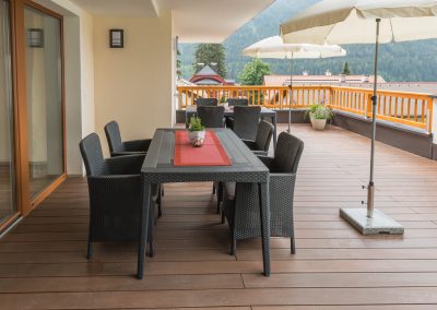 Terrasse - Ferienwohnung in Tirol - Apartment im Huggn
